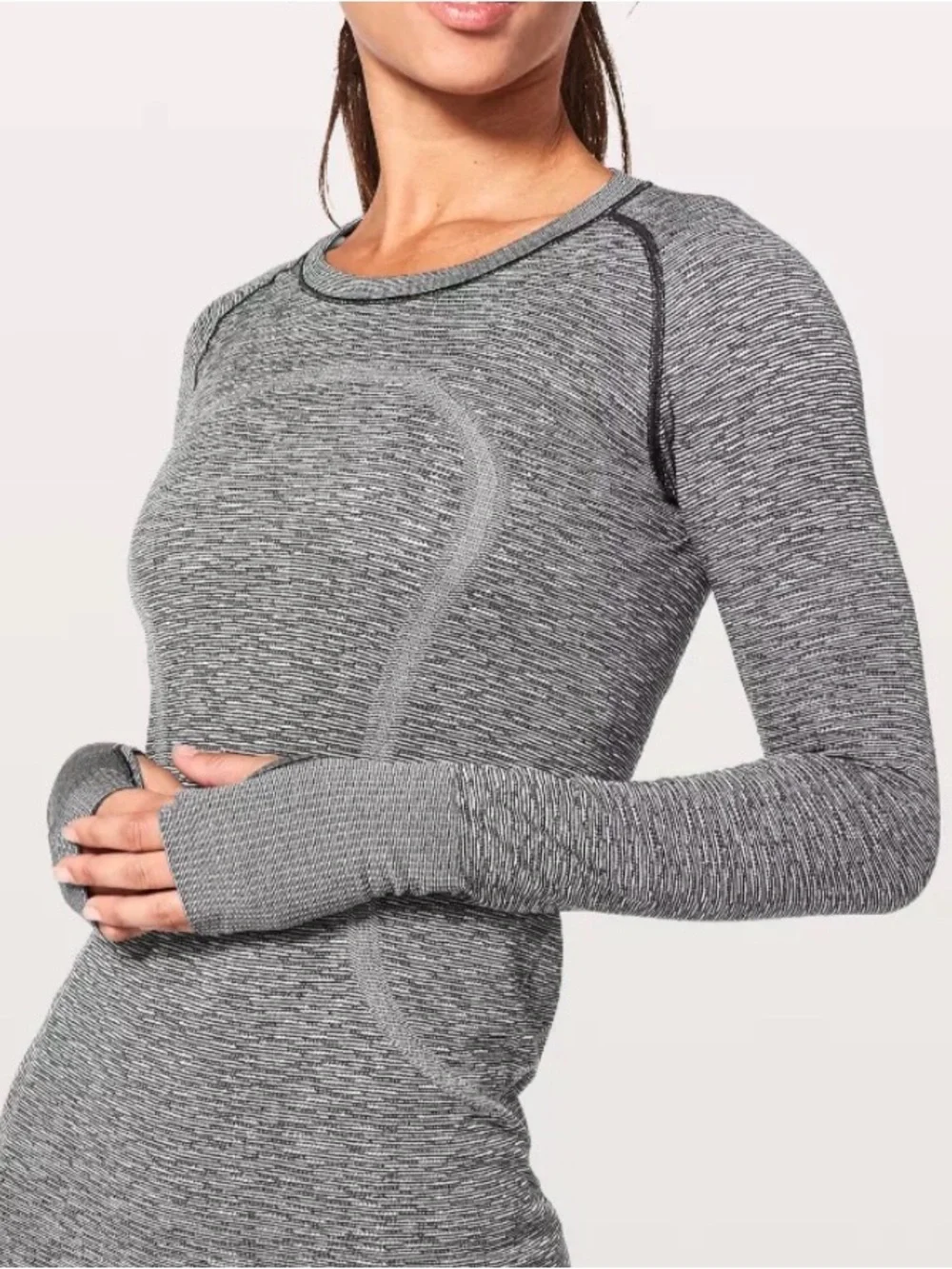 Lululemon swiftly tech long sleeve tee size 8